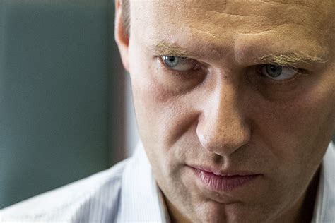 Le scandale Navalny : une affaire d'empoisonnement qui secoue la Russie et interroge la scène politique internationale